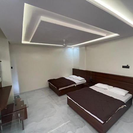 Hotel Sai Sandesh Shirdi Exterior photo