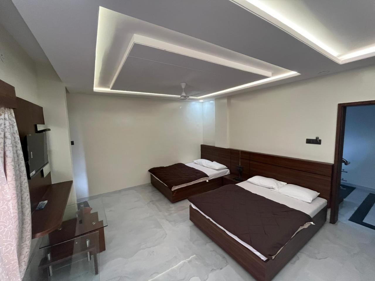 Hotel Sai Sandesh Shirdi Exterior photo